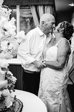 Jane & David - Gift Of A Wedding - Moat House Acton Trussell-437