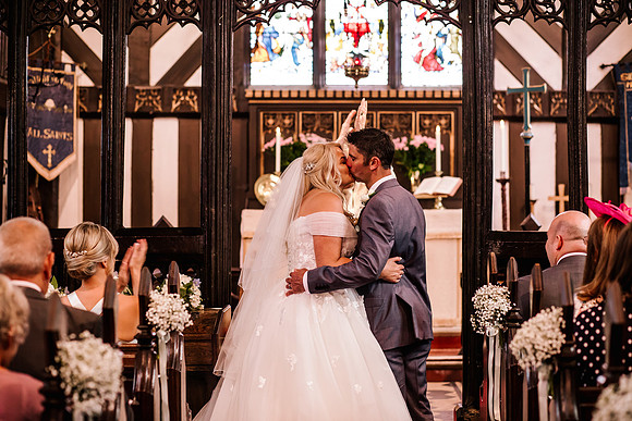 The Oak Tree Of Peover Wedding Photography - Cheshire Wedding Photographer-312