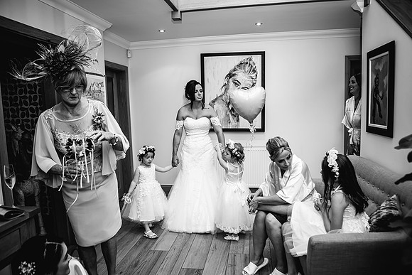ASTON MARINA WEDDING PHOTOGRAPHY - STAFFORDSHIRE WEDDING PHOTOGRAPHER - ZOE & BRYAN-207