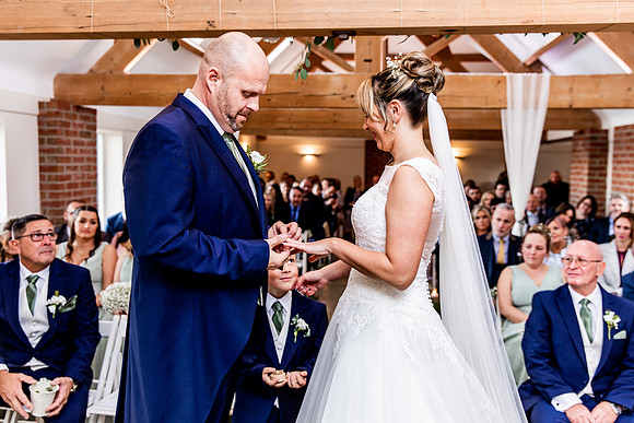 Hanbury Barn Wedding Photography - Laura & Phil-312