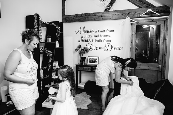 Rachel & Rich - Shropshire Wedding Photography - Market Drayton-203