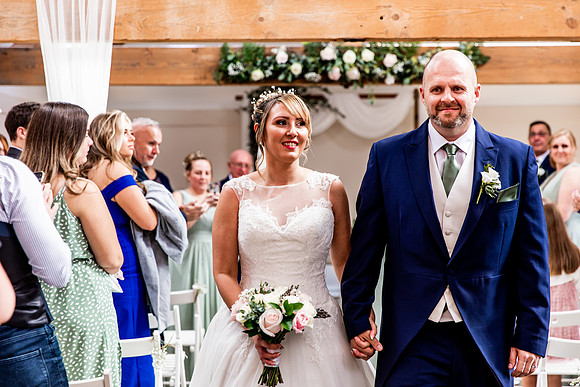 Hanbury Barn Wedding Photography - Laura & Phil-370