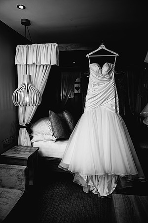Moddershall Oaks Wedding Photography - Staffordshire Wedding Photographer - Nicky & Tom-150