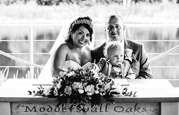 Moddershall Oaks Wedding Photography - Staffordshire Wedding Photographer - Nicky & Tom-338
