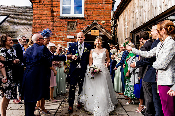 Hanbury Barn Wedding Photography - Laura & Phil-393