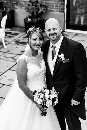 Hanbury Barn Wedding Photography - Laura & Phil-435