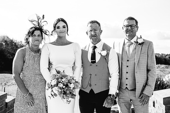 Wychwood Park Wedding Photography - Jessica & Mark-457
