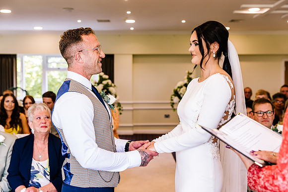 Wychwood Park Wedding Photography - Jessica & Mark-253