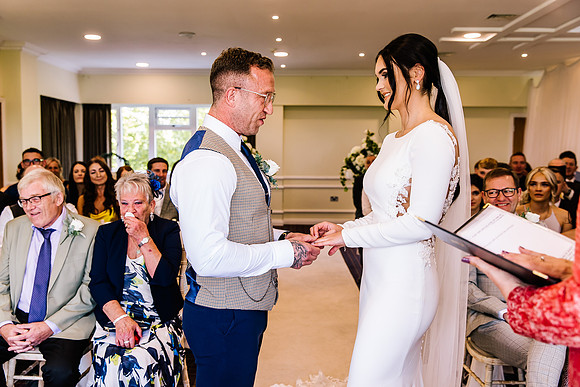 Wychwood Park Wedding Photography - Jessica & Mark-275