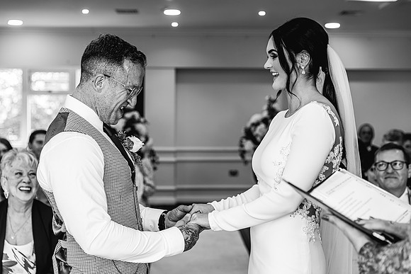 Wychwood Park Wedding Photography - Jessica & Mark-244