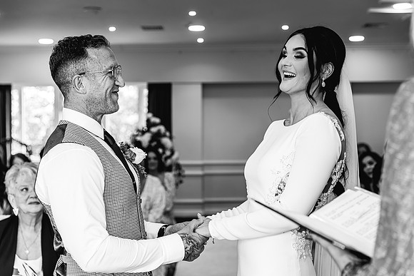 Wychwood Park Wedding Photography - Jessica & Mark-261