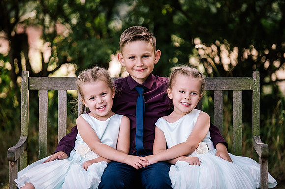 The Oak Tree Of Peover Wedding Photography - Cheshire Wedding Photographer-622