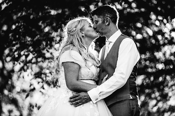 The Oak Tree Of Peover Wedding Photography - Cheshire Wedding Photographer-957