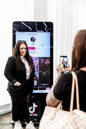 Tiktok HQ. - Stealthmode Agency Day-13