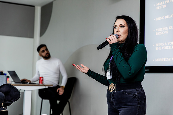 Tiktok HQ. - Stealthmode Agency Day-170