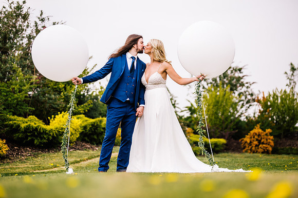 Aston Marina Wedding Photography - Staffordshire Wedding Photographer-79