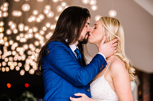 Aston Marina Wedding Photography - Staffordshire Wedding Photographer-367