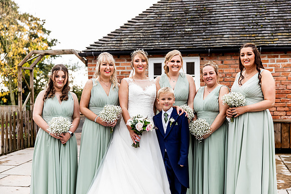 Hanbury Barn Wedding Photography - Laura & Phil-432
