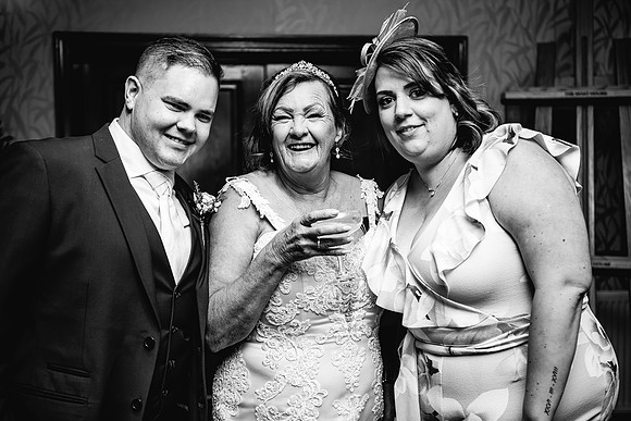 Jane & David - Gift Of A Wedding - Moat House Acton Trussell-312