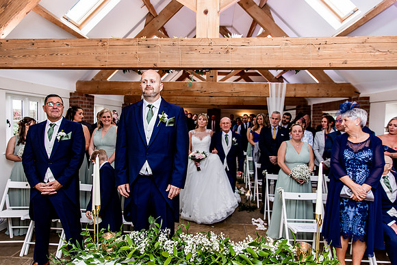 Hanbury Barn Wedding Photography - Laura & Phil-288