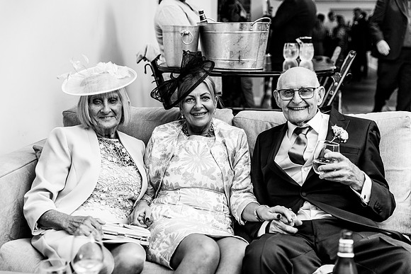 Hanbury Barn Wedding Photography - Laura & Phil-453