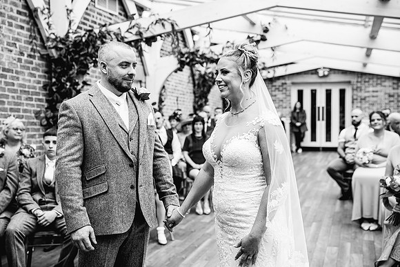Foxtail Barns Wedding Photography - Kate & Jonathon-281