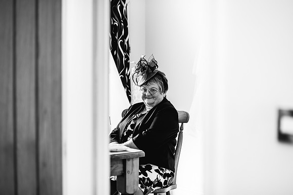 The Oak Tree Of Peover Wedding Photography - Cheshire Wedding Photographer-171
