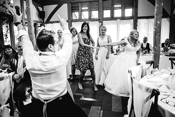 The Oak Tree Of Peover Wedding Photography - Cheshire Wedding Photographer-852