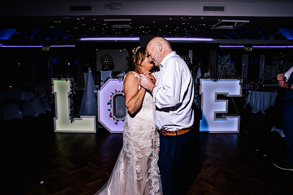 Jane & David - Gift Of A Wedding - Moat House Acton Trussell-615