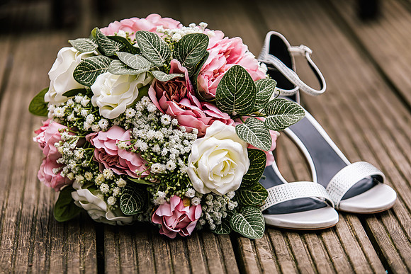 Alcumlow Wedding Barn - Cheshire Wedding Photographer-29