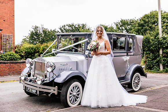 Alcumlow Wedding Barn - Cheshire Wedding Photographer-322