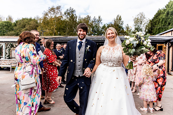 Foxtail Barns Wedding Photography - Kerry & Andy-347