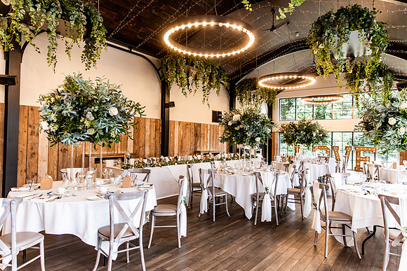 Foxtail Barns Wedding Photography - Kerry & Andy-114