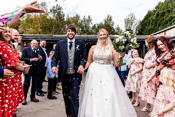 Foxtail Barns Wedding Photography - Kerry & Andy-344