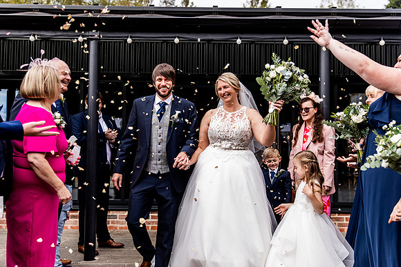 Foxtail Barns Wedding Photography - Kerry & Andy-335