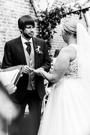 Foxtail Barns Wedding Photography - Kerry & Andy-271
