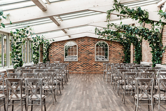 Foxtail Barns Wedding Photography - Kerry & Andy-4