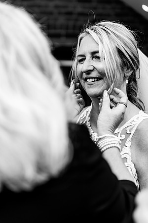 Foxtail Barns Wedding Photography - Kerry & Andy-205