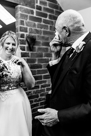 Foxtail Barns Wedding Photography - Kerry & Andy-204