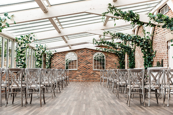 Foxtail Barns Wedding Photography - Kerry & Andy-6