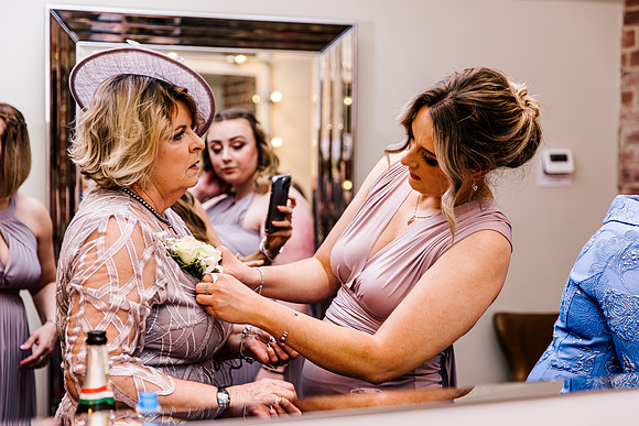 Foxtail Barns Wedding Photography - Kate & Jonathon-198