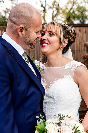 Hanbury Barn Wedding Photography - Laura & Phil-549