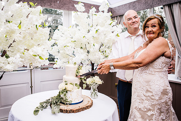 Jane & David - Gift Of A Wedding - Moat House Acton Trussell-423