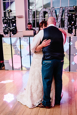 Floral Hall Wedding - Staffordshire WEdding Photography - Gemma & Dan-858