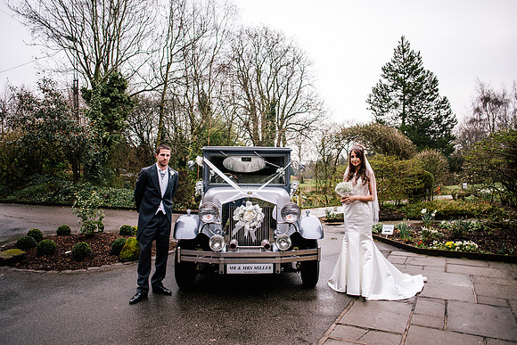 The Oak Tree Of Peover Wedding Photography - Nikki & Tom.-436