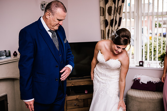 Alcumlow Wedding Barn - Wedding Photography - Ruth & Matt-223
