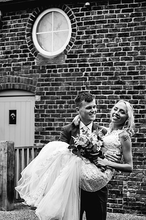 Sandhole Oak Barn Wedding Photography - Caitlin & Shane-776