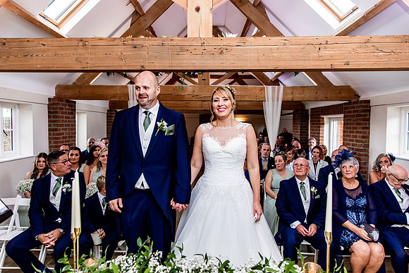 Hanbury Barn Wedding Photography - Laura & Phil-297