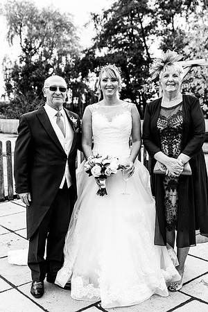 Hanbury Barn Wedding Photography - Laura & Phil-519