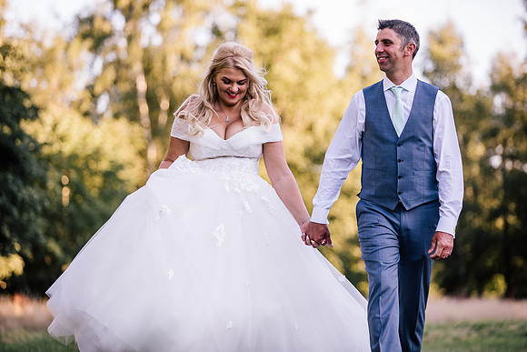 The Oak Tree Of Peover Wedding Photography - Cheshire Wedding Photographer-1000